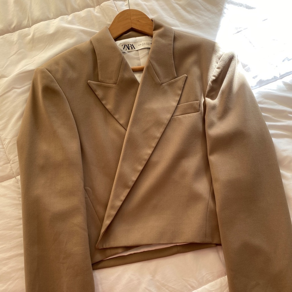 Brand New Zara Taupe Brown Cropped Blazer